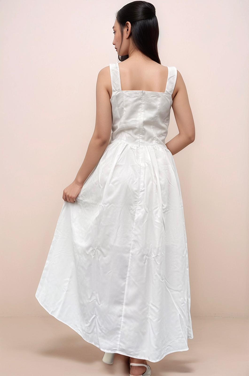 AUBREE FRONT TIE RUCHED MAXI DRESS (WHITE)