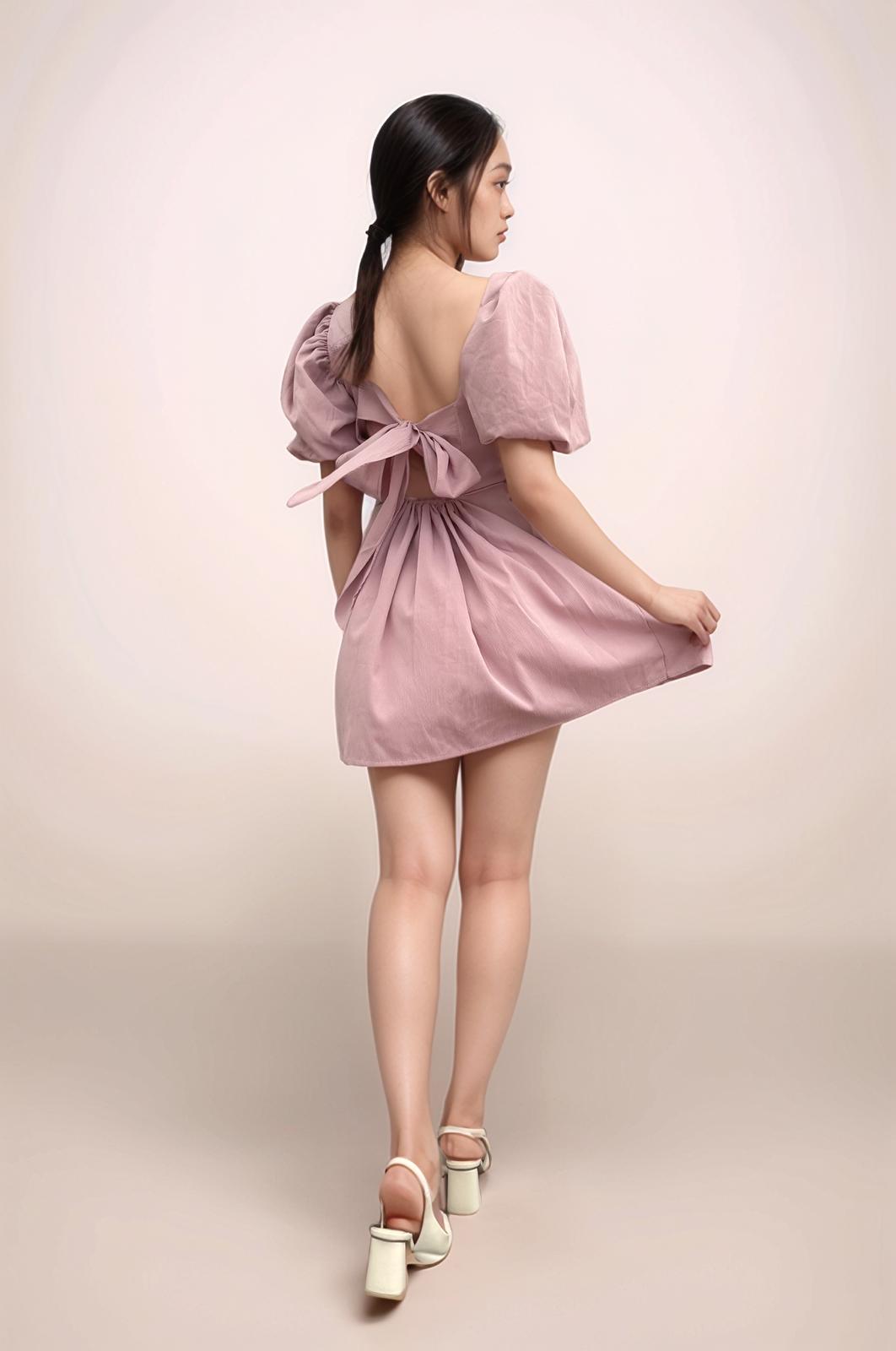 HARPER PUFF SLEEVE OPEN BACK BABYDOLL MINI DRESS